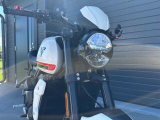 Triumph Trident 660 R3 59kW