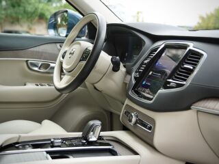 Volvo XC90 Inscription Plus Bright AWD 2.0 B5 KERS Mild Hybrid 183kW