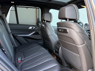 BMW X5 xDrive30d M-Sportpakett 3.0 MHEV 210kW