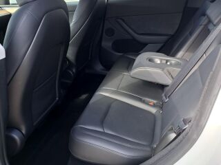 Tesla Model Y Long Range Dual Motor AWD 378 kW