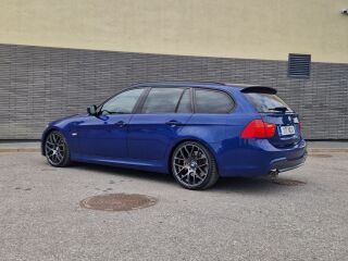 BMW 330 M-pakett 3.0 180кВ