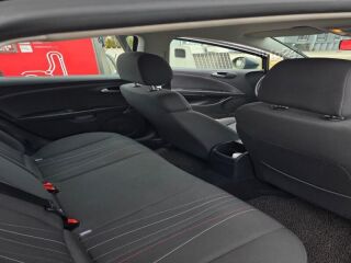 SEAT Leon 1.6 R4 77kW