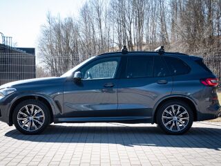 BMW X5 M pakett 3.0 210kW