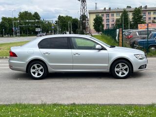 Skoda Superb Long 1.6 R4 Tdi 77kW