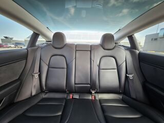 Tesla Model 3 Long Range 366kW 153kW