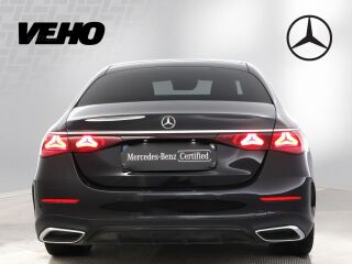 Mercedes-Benz E 300 de 4Matic AMG Plug-in 2.0 R4 145kW