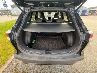 Toyota Corolla Cross e-CVT Luxury Limited 1.8 72kW