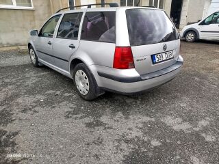 Volkswagen Golf 1.6 77kW