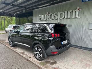 Peugeot 5008 Allure 1.2 96кВ