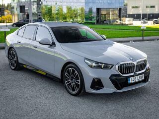 BMW i5 eDrive40 250kW