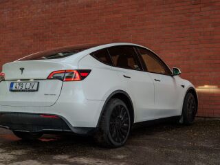 Tesla Model Y Long Range Dual Motor AWD 378kW 378kW