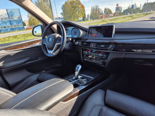 BMW X5 X-drive 3.0 190kW