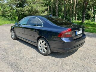 Volvo S80 2.4 D5 136кВ