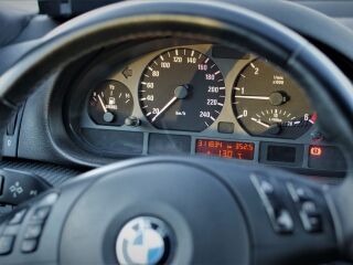 BMW 330 3.0 135kW