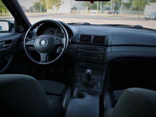 BMW 330 3.0 135kW