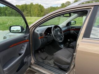 Toyota Avensis 1.8 95kW