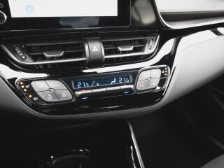 Toyota C-HR Hybrid Crossover Style 2.0 112kW