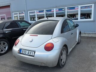 Volkswagen New Beetle 2.0 85кВ