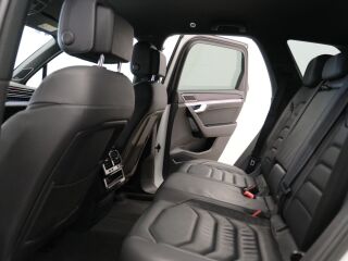 Volkswagen Touareg R-Line 4motion 3.0 210kW