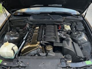BMW 325 2.5 R6 M50b25nv 141kW