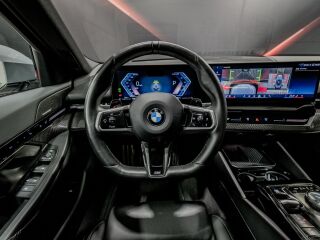 BMW 520 M SPORT PAKETT 2.0 145kW