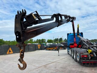 Scania R520 8x4*4 382кВ