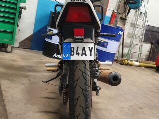 Honda VF 750 F V4 66kW