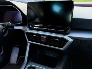 SEAT Leon FR 1.5 110кВ