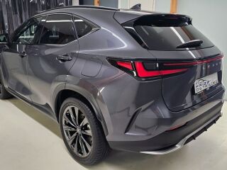 Lexus NX 450h+ AWD F-Sport S 2.5 136kW