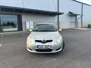 Toyota Auris 1.4 66kW