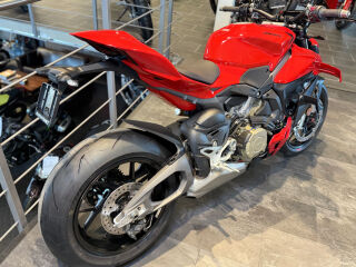 Ducati Streetfighter V4 R4 157kW
