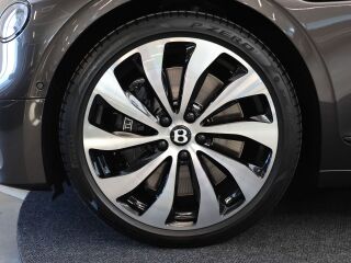 Bentley Flying Spur Bentley V8 PHEV 500kW 4.0 500kW