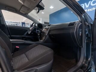 Toyota Avensis Valvematic Linea Sol 1.8 108кВ