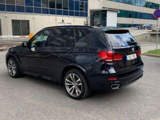BMW X5 40d xDrive M-pakett 3.0 R6 230kW