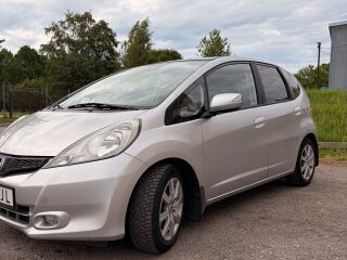 Honda Jazz 1.3 73кВ