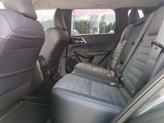 Mitsubishi Outlander Instyle 4WD 2.4 PHEV 225kW
