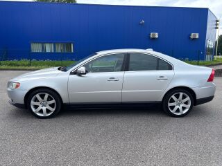 Volvo S80 Momentum 2.4 D5 120kW