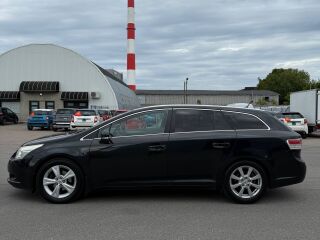 Toyota Avensis 2.0 93кВ