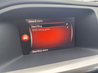 Volvo V60 MOMENTUM 2.0 R4 D3 110kW