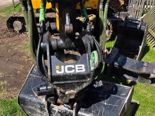 JCB 85z-2