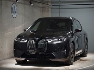 BMW iX xDrive 40 Sports Package xDrive 240kW