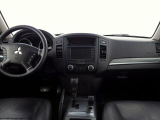 Mitsubishi Pajero Luxury ATM 3.2 DI-D 125kW