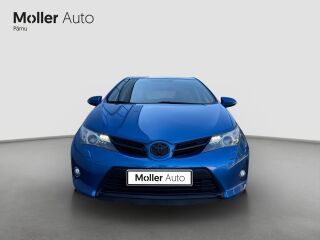 Toyota Auris 1.6 97кВ