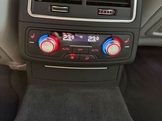 Audi S7 V8 331kW