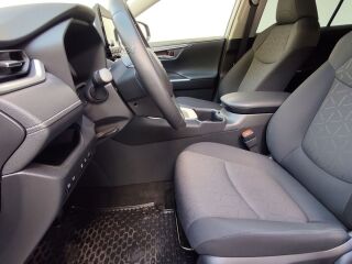 Toyota RAV4 Luxury Comfort Package 129кВ