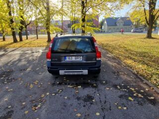 Volvo XC70 2.4 136kW
