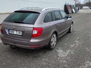 Skoda Superb 2.0 103kW