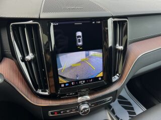 Volvo XC60 Inscription Luxury AWD MY23 2.0 B5 KERS MILD Kerghübriid 183kW