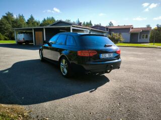 Audi A4 S-Line 3.0 V6 176kW