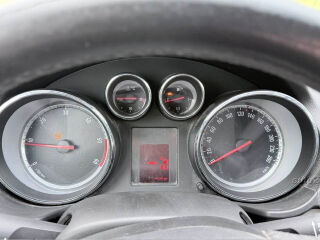 Opel Insignia 2.0 118kW
